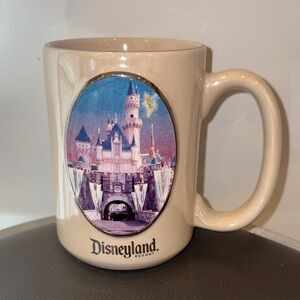 Authentic Disneyland Resort Theme Parks Ceramic Coffee Mug - Magic Kingdom 12 Oz